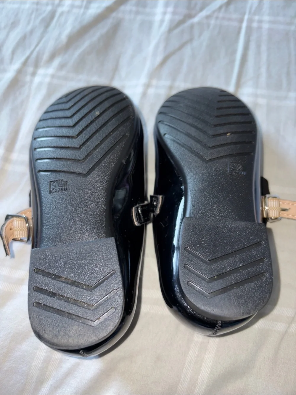 Clarks Girls Black Patent Bow Mary Jane Flats